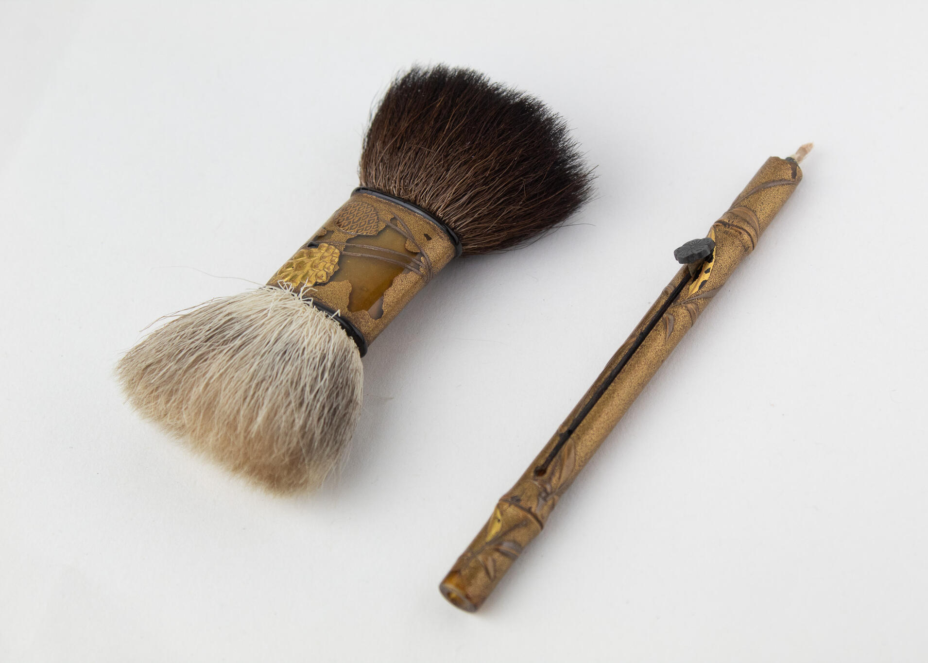 Powder Brush and Pen